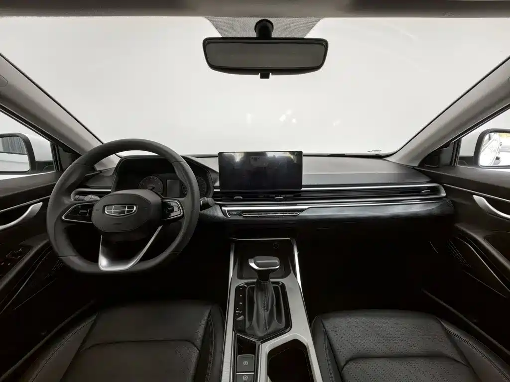 Geely Emgrand — миниатюра 5