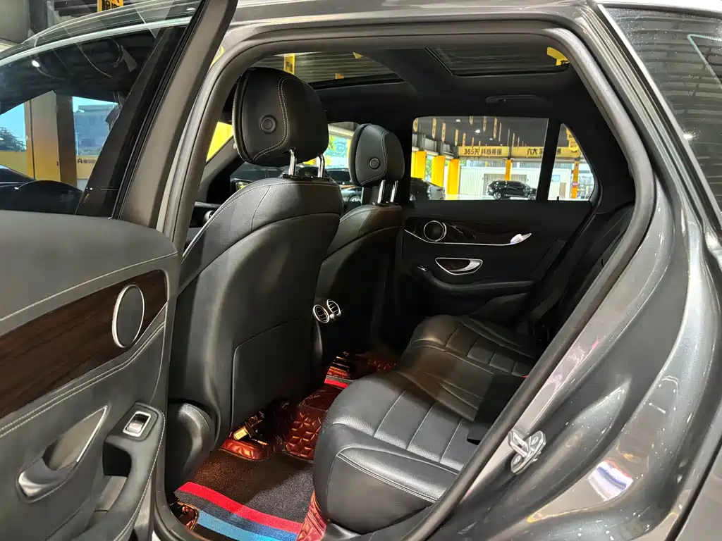 Mercedes-Benz GLC — миниатюра 9