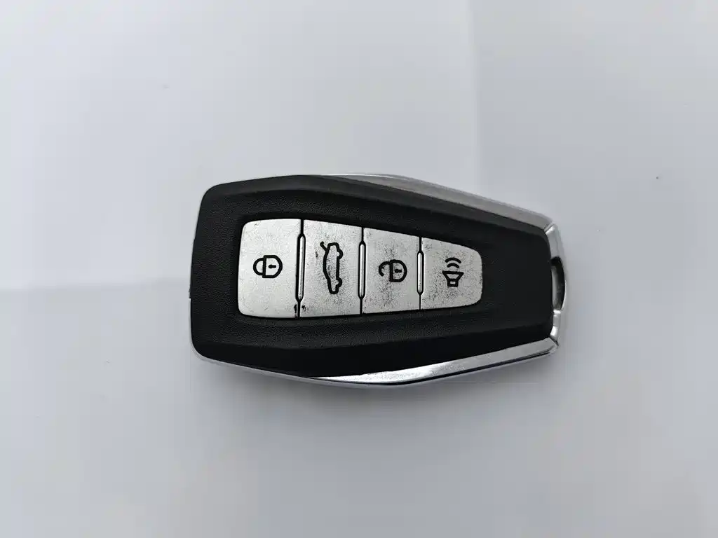 Geely Emgrand — миниатюра 19