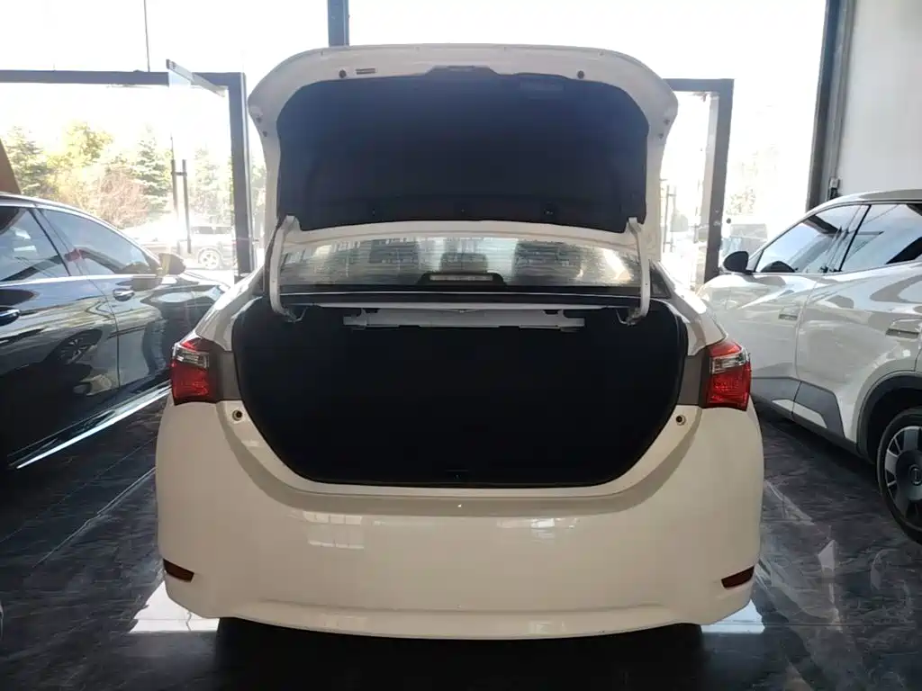 Toyota Corolla — миниатюра 19