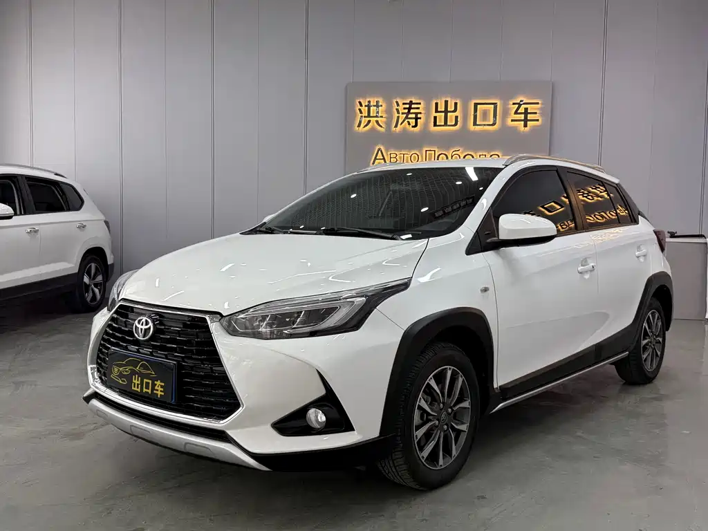 Toyota Yaris L 2022