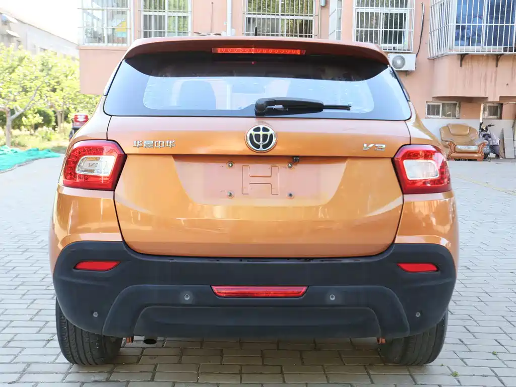 Brilliance V3 1.5L Manual Comfort Type, фото 5