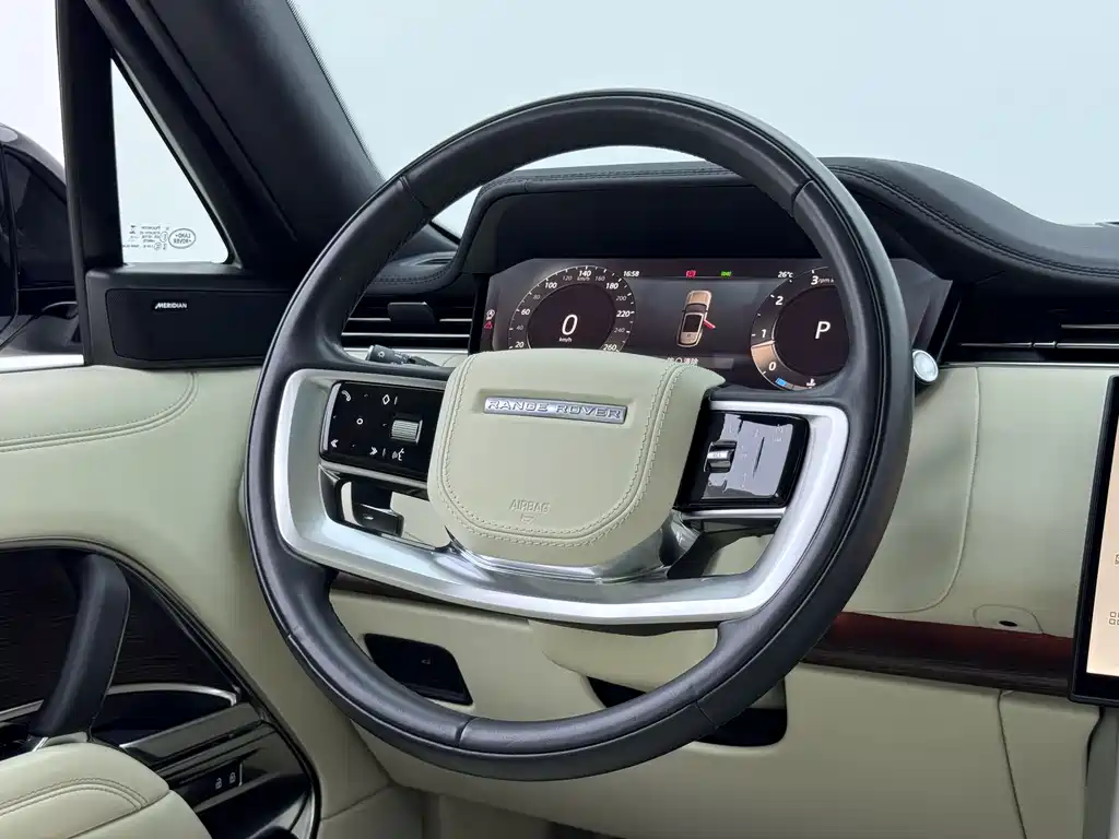 Land Rover Range Rover 2023 3.0 L6 360PS