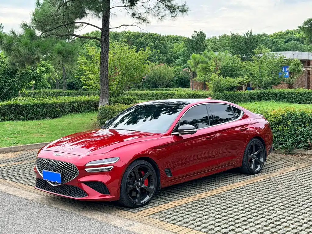 Genesis G70