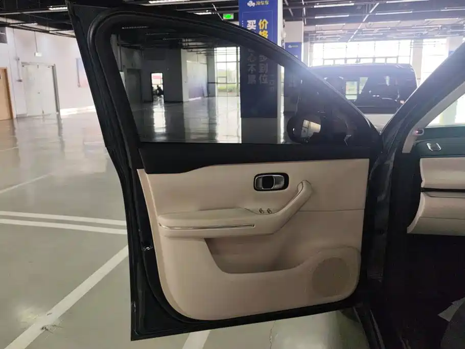 Leapmotor Leapmotor C16 — миниатюра 7