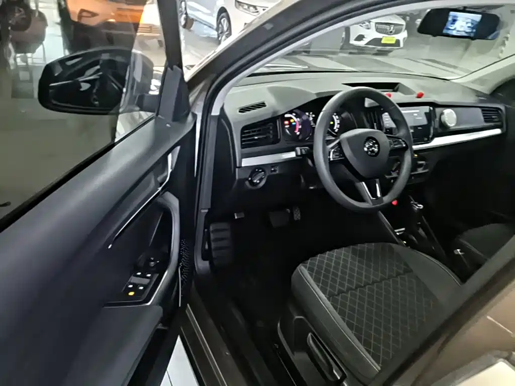 Skoda Kamiq — миниатюра 16