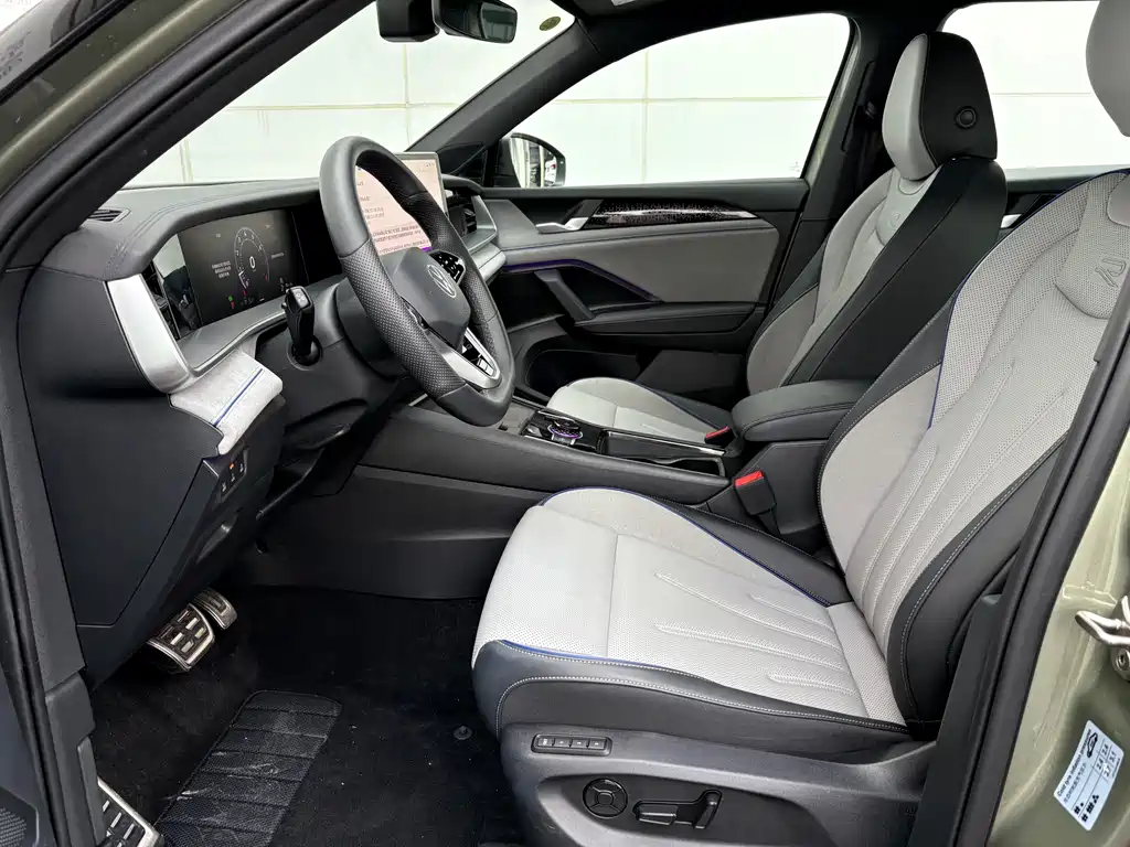 Volkswagen Tayron 2025 L 380TSI Luxury Easy