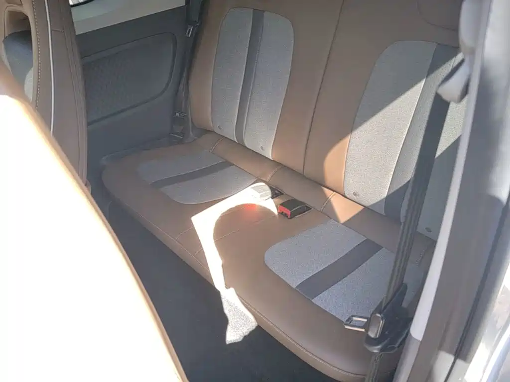 Wuling MINIEV — миниатюра 17