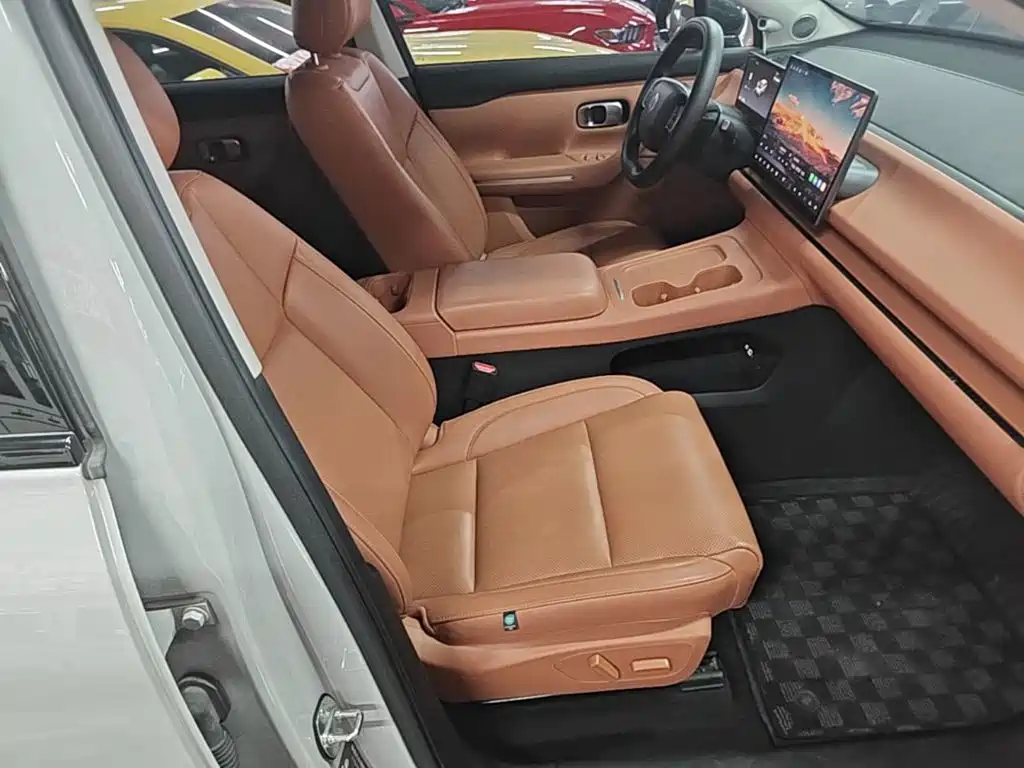 Leapmotor Leapmotor C10 — миниатюра 25