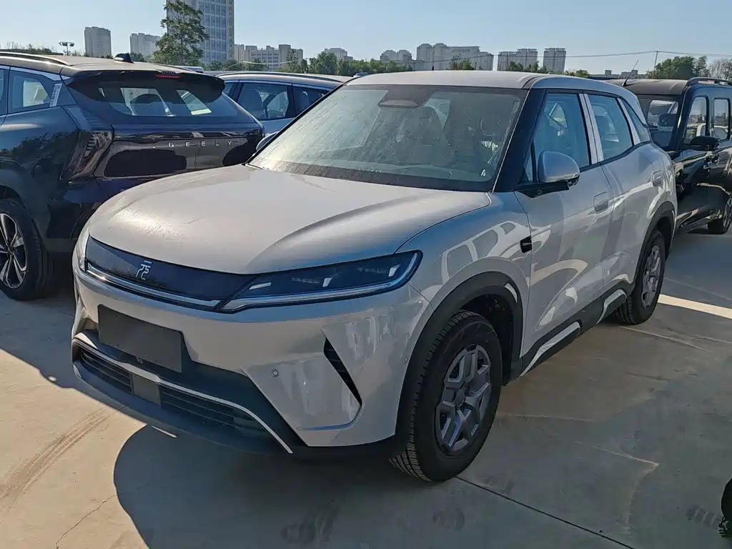 BYD Yuan UP — миниатюра 2