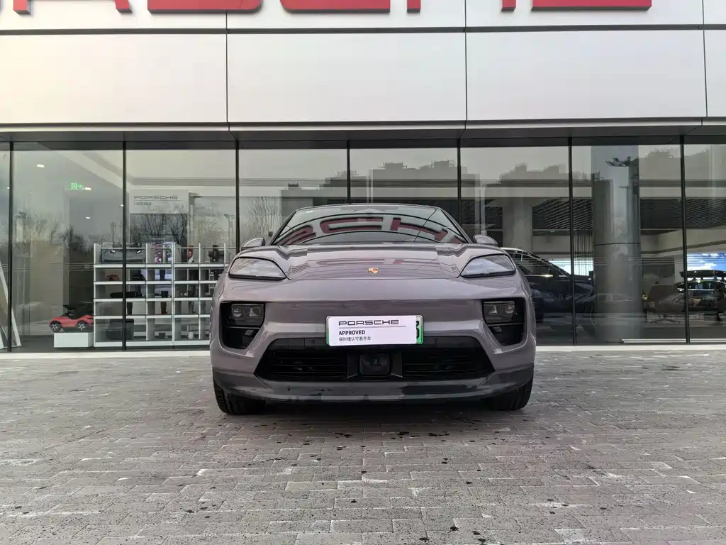 PORSCHE MACAN NEW ENERGY