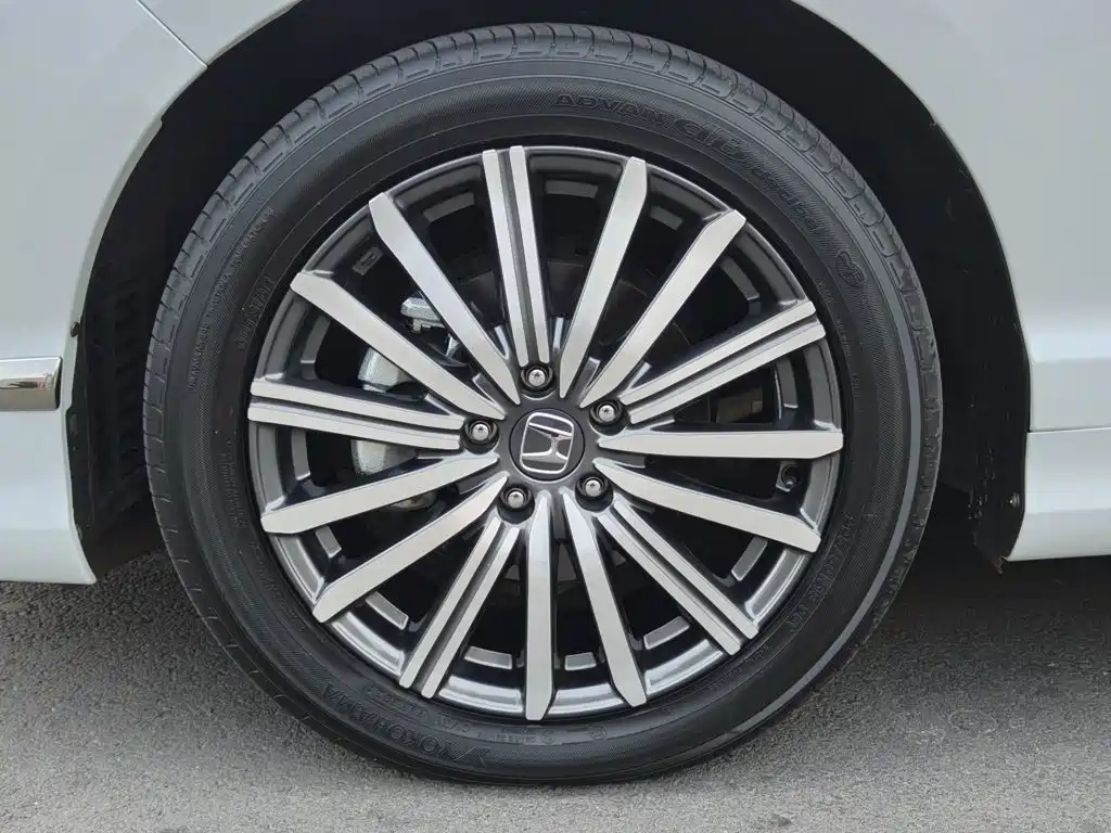 Honda Elysion — миниатюра 16
