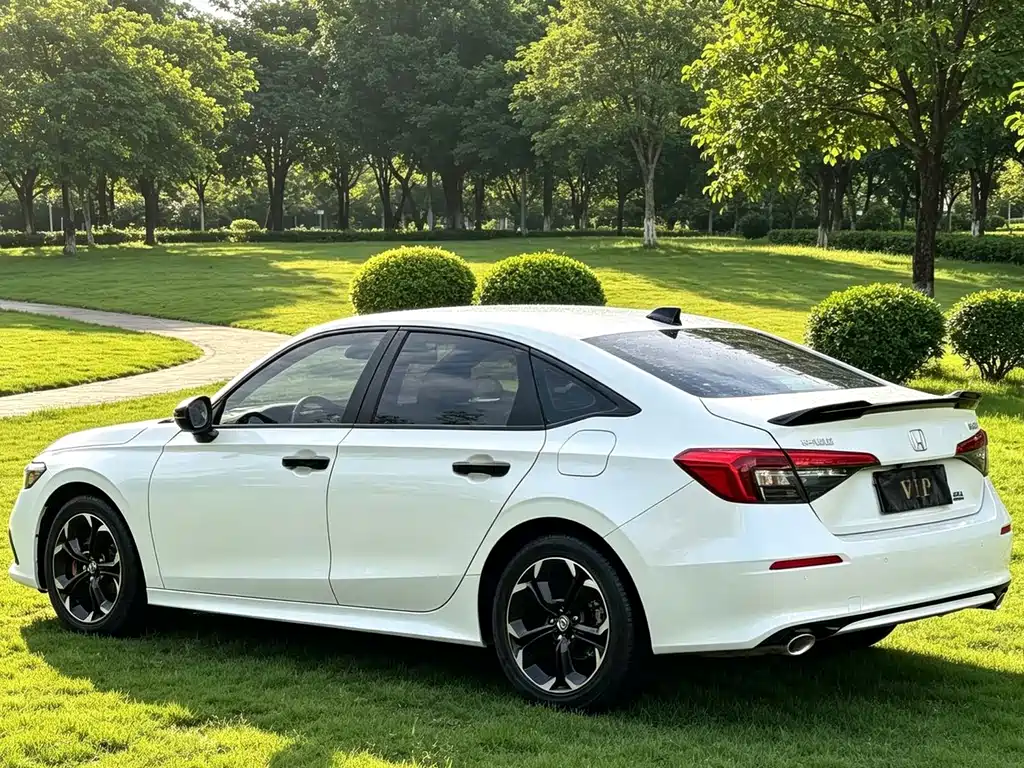 Honda Civic — миниатюра 4