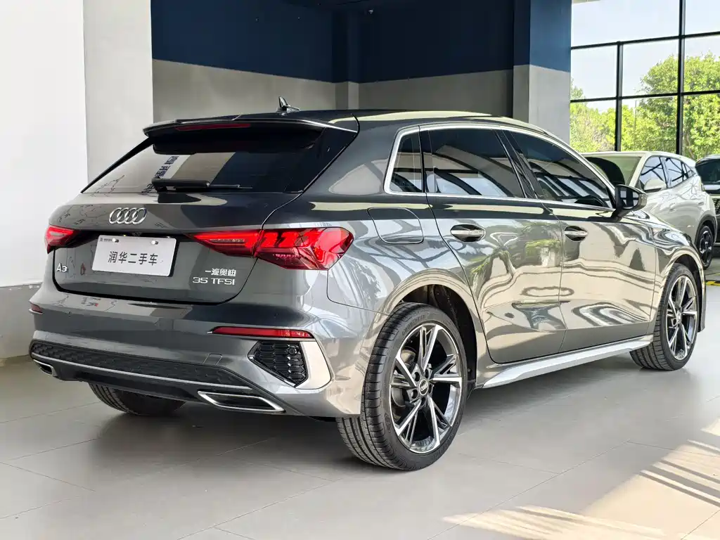 Audi A3 2023 Sportback 35 TFSI Fashion Sport