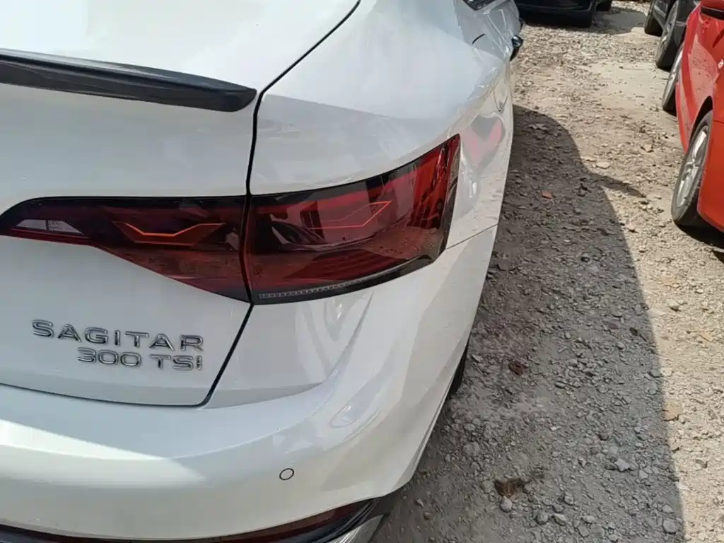 Volkswagen Sagitar — миниатюра 8
