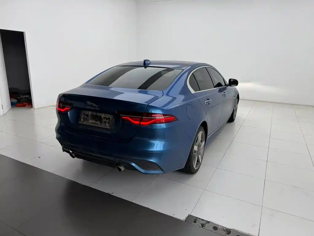 Jaguar XEL — миниатюра 9