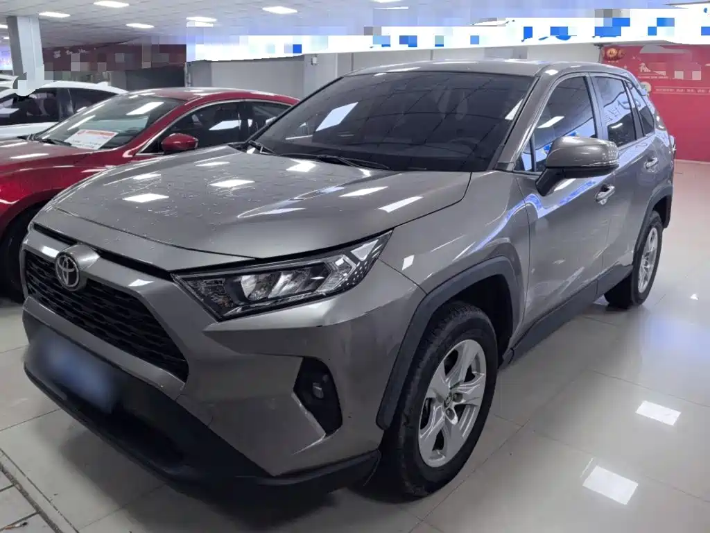 Toyota RAV4 — миниатюра 2