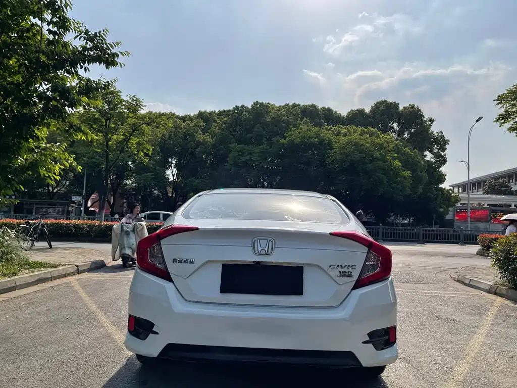 Honda Civic 2016 180TURBO CVT Comfort
