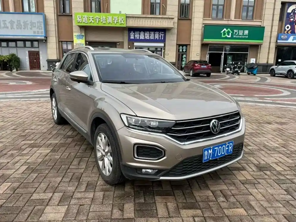 Volkswagen T-Roc — миниатюра 3