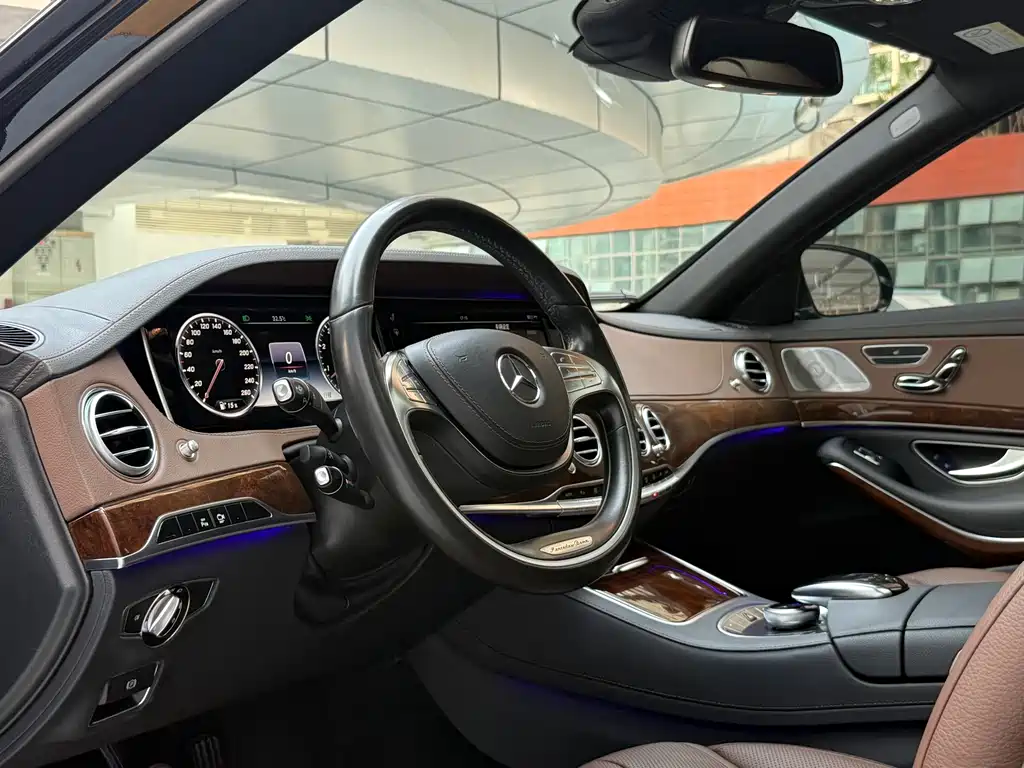 Mercedes-Benz S-Class — миниатюра 9