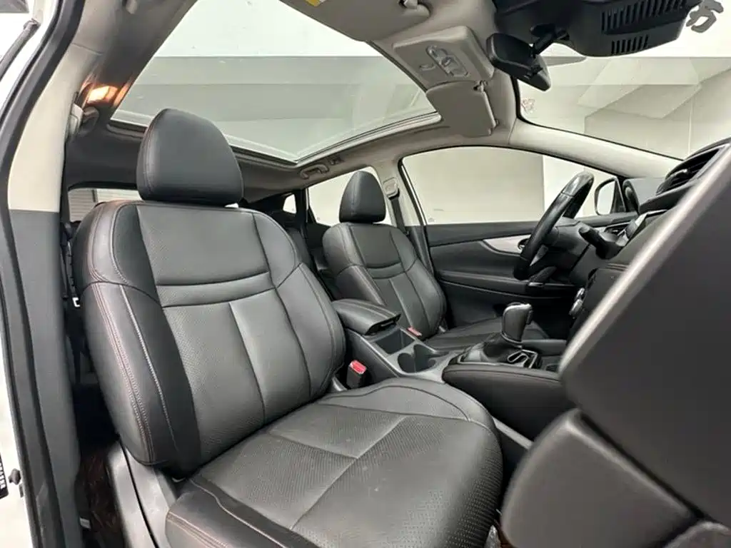 Nissan Qashqai — миниатюра 14