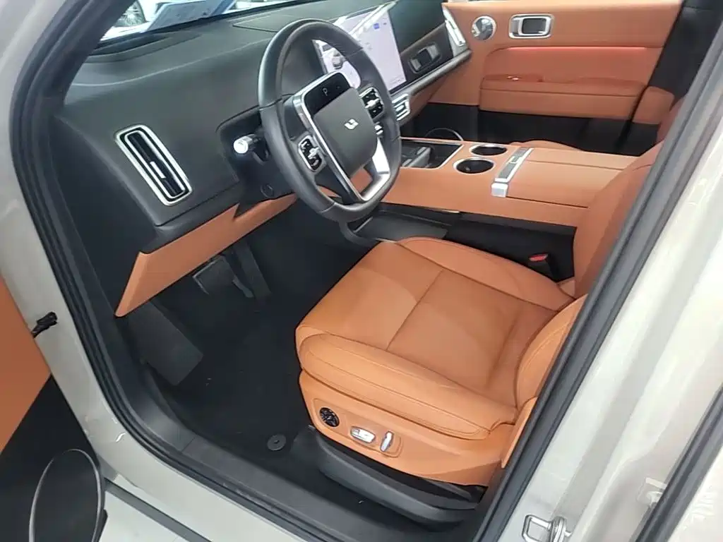 Li Auto Li L6 — миниатюра 16