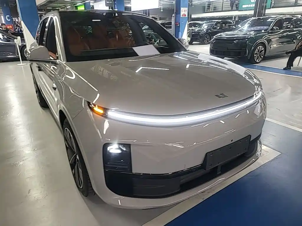 Li Auto Li L6 — миниатюра 4