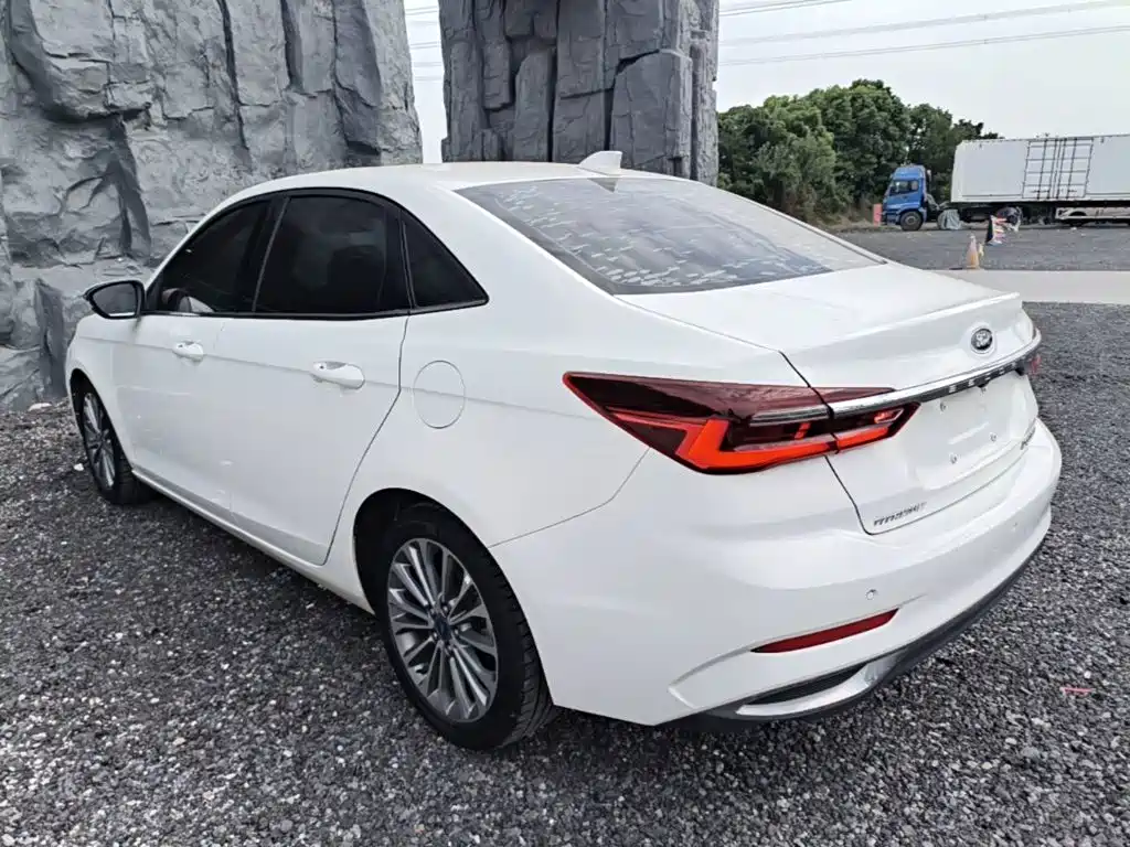 Ford Escort — миниатюра 5