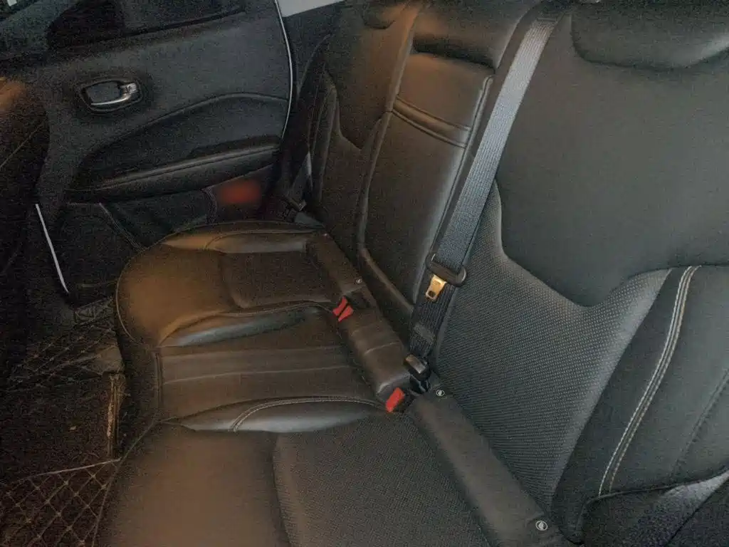 Jeep Compass — миниатюра 13