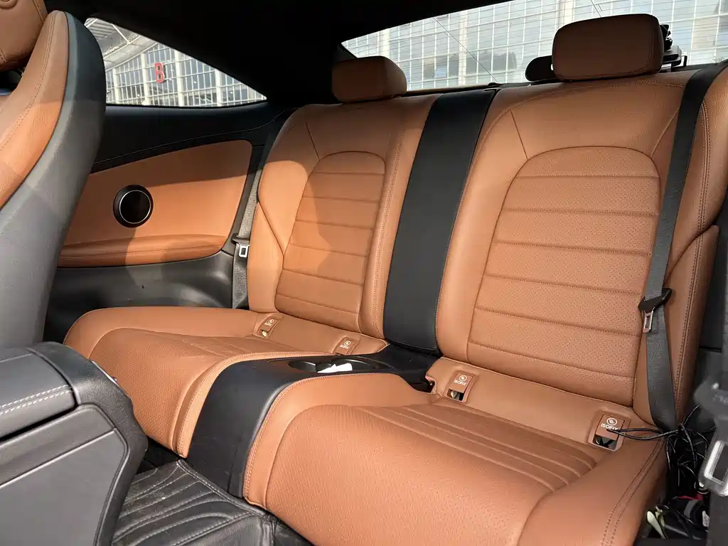 Mercedes-Benz C-Class (Import) — миниатюра 11