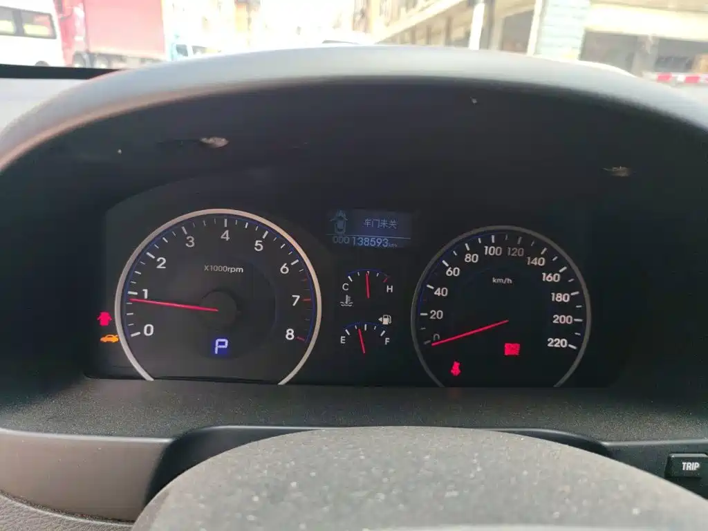 Hyundai Elantra — миниатюра 13