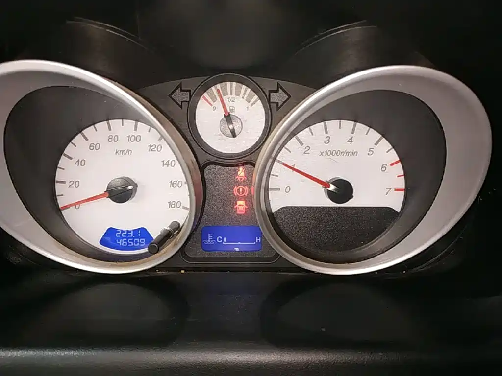 Baojun Spark — миниатюра 12