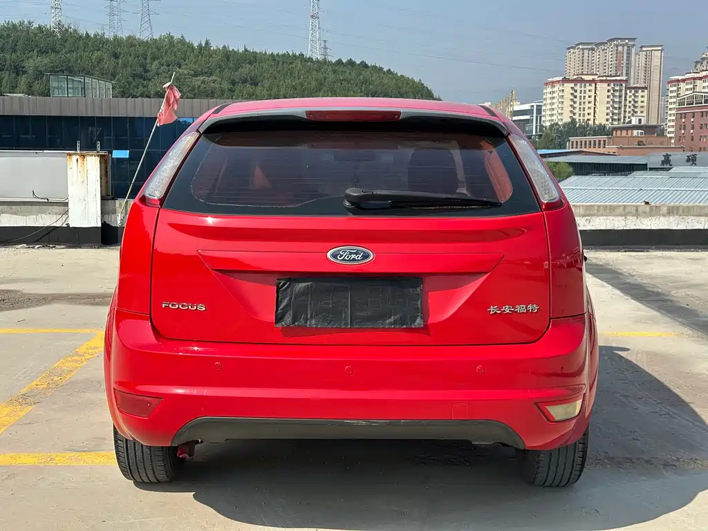 Ford Focus — миниатюра 8