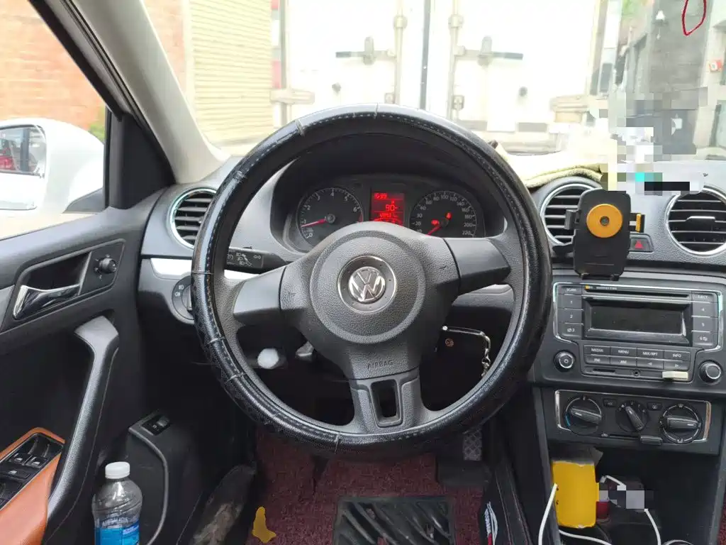 Volkswagen Jetta — миниатюра 6