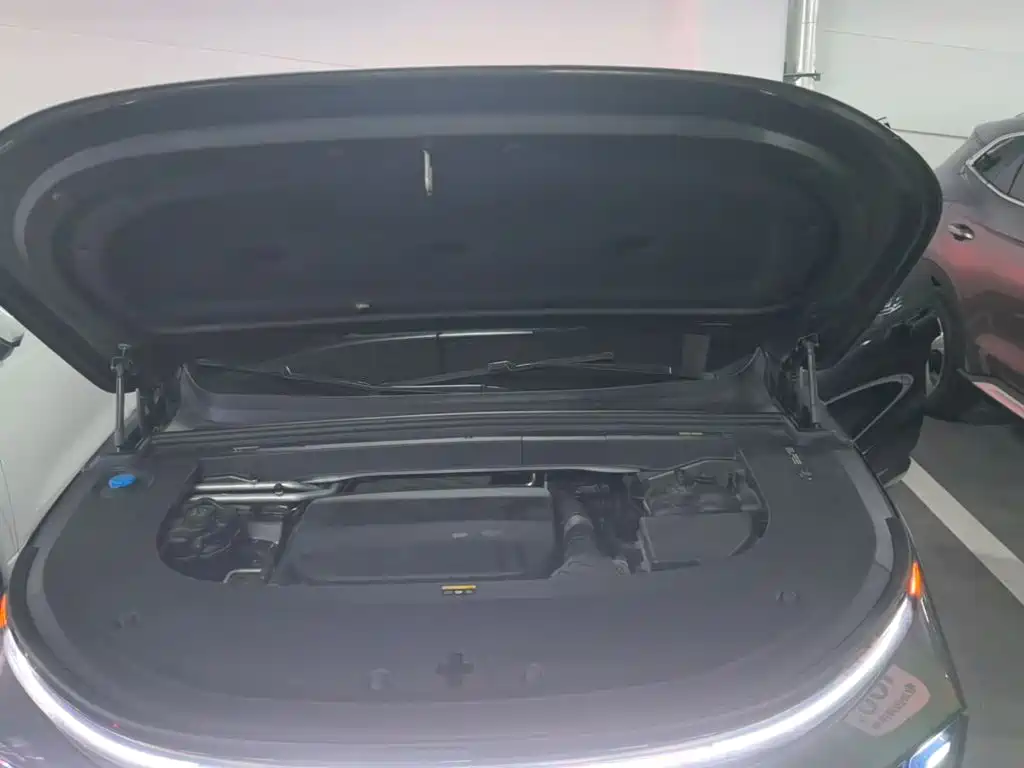 Li Auto Li L6 — миниатюра 11
