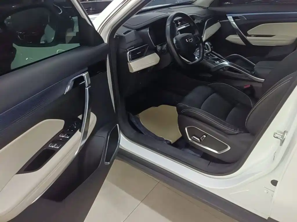 Geely Boyue — миниатюра 16