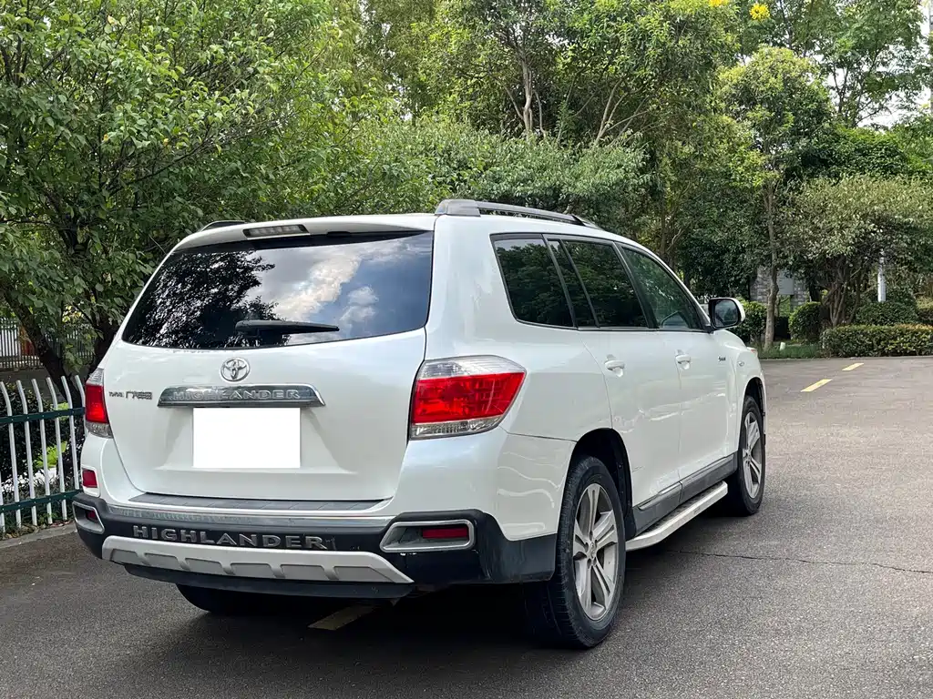 Toyota Highlander — миниатюра 7