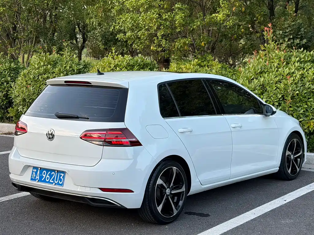Volkswagen Golf — миниатюра 15