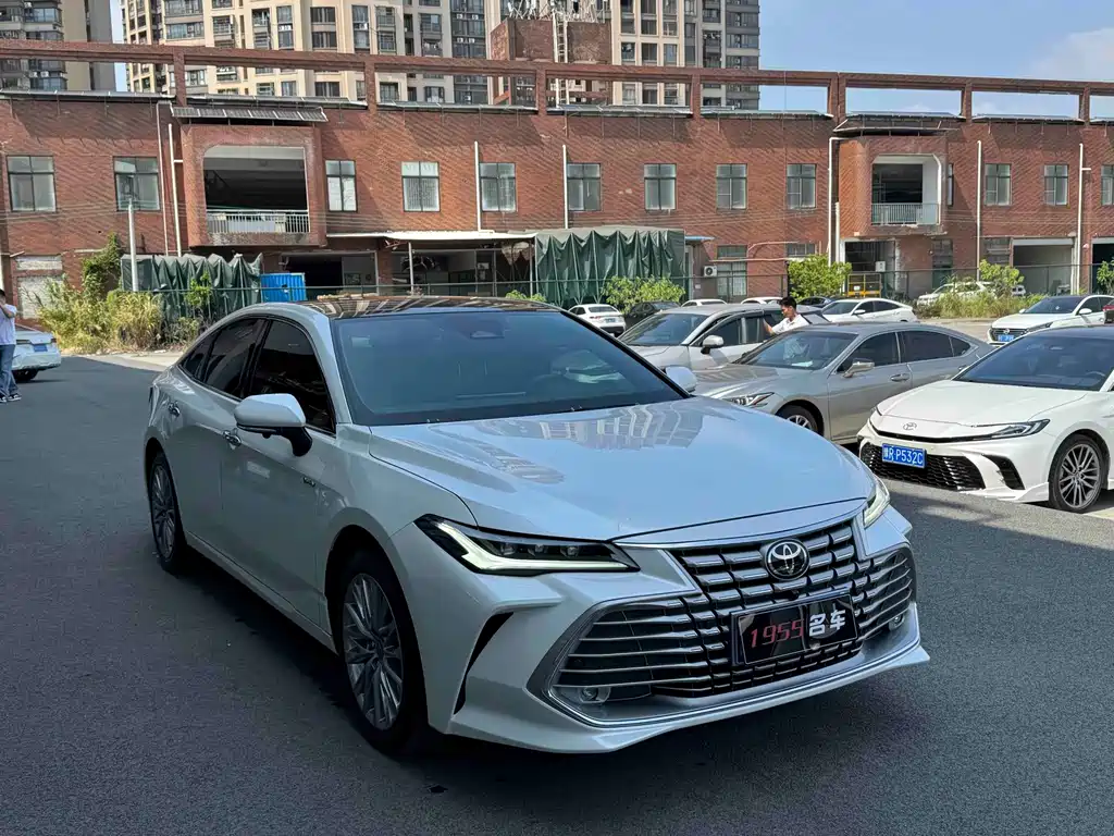 Toyota Avalon — миниатюра 3