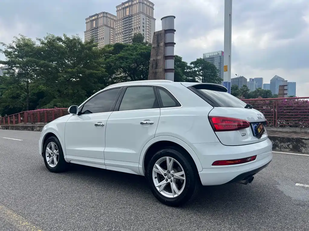 Audi Q3 — миниатюра 5