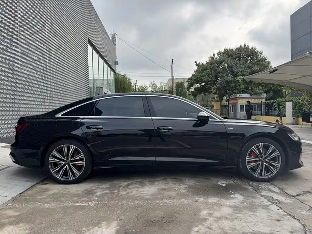 Audi A6L — миниатюра 4