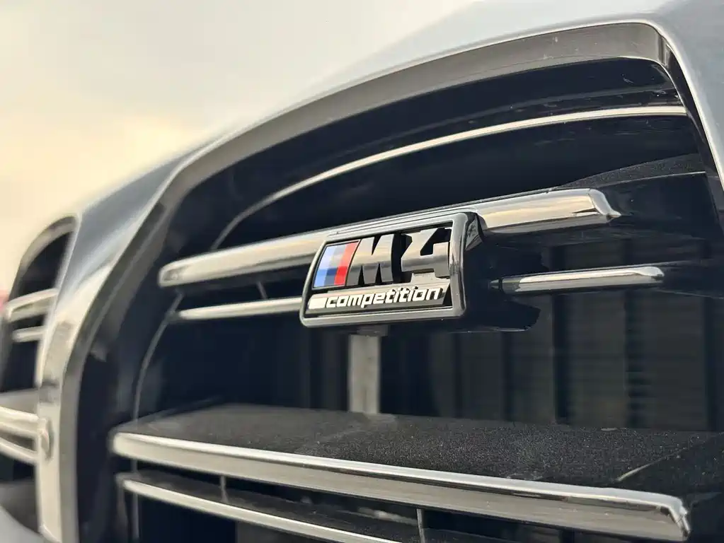 BMW M4 2023 — фото 12
