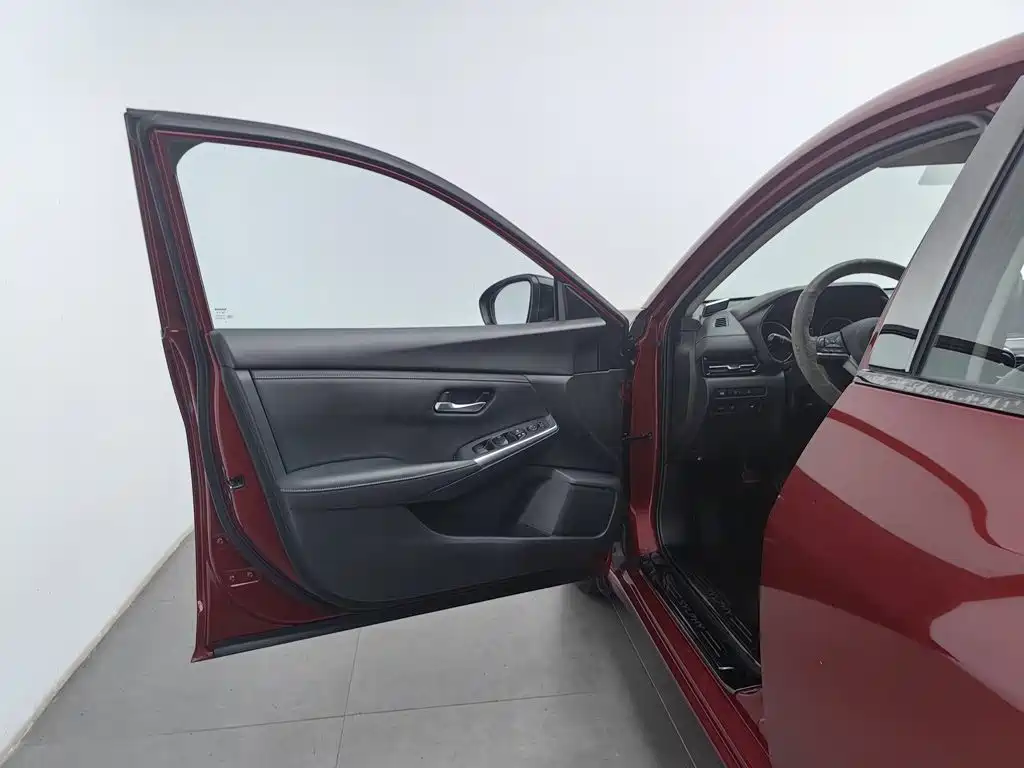 Nissan Sylphy — миниатюра 8