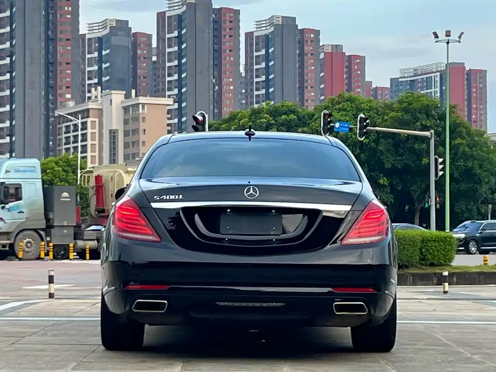 Mercedes-Benz S-Class — миниатюра 8