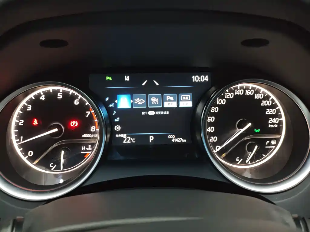 Toyota Camry — миниатюра 10