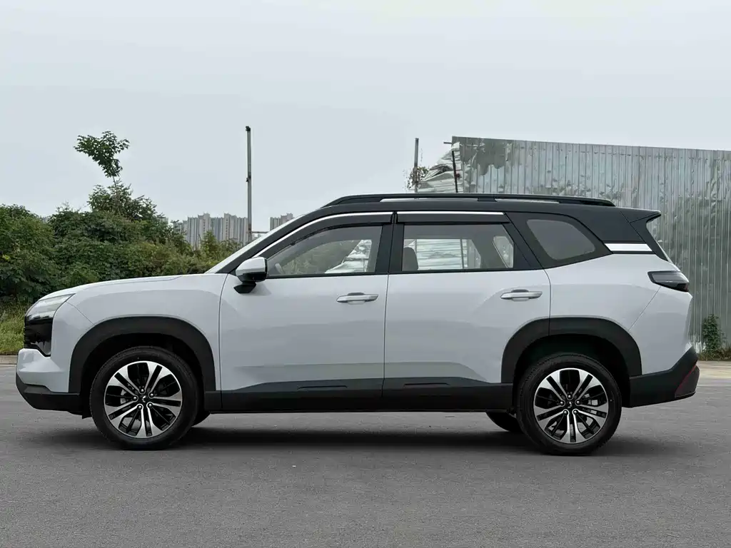 Wuling Xingguang 560 — миниатюра 4