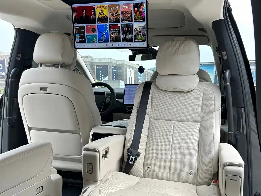 Li Auto Li MEGA — миниатюра 19