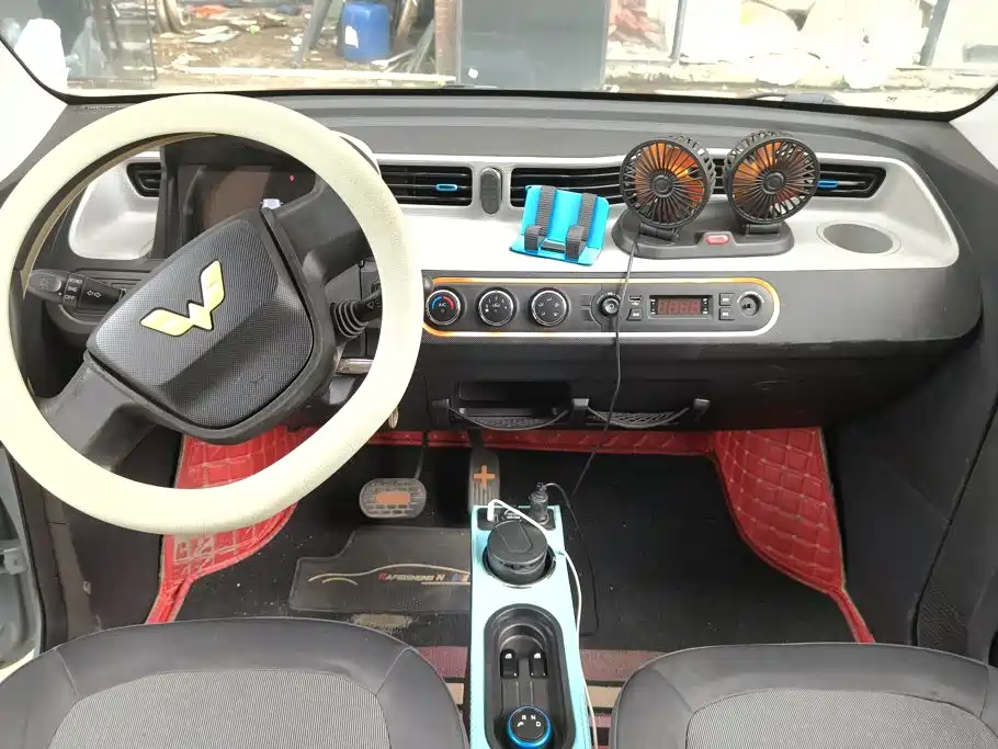 Wuling MINIEV — миниатюра 12