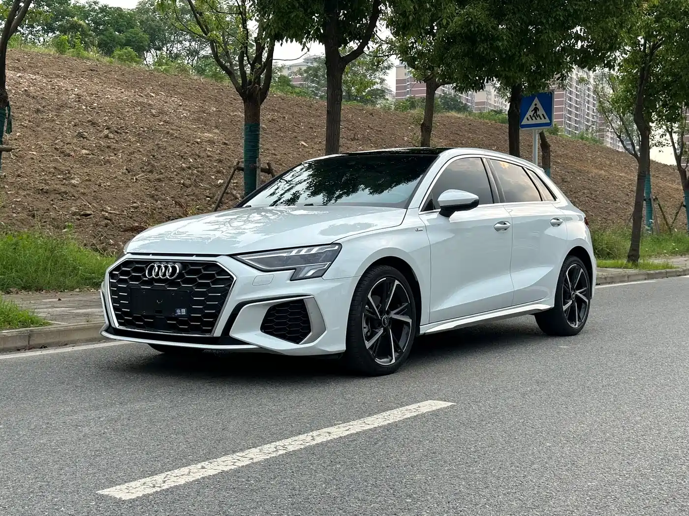 奥迪A3 2023款 Sportback 35 TFSI 时尚运动型 2023