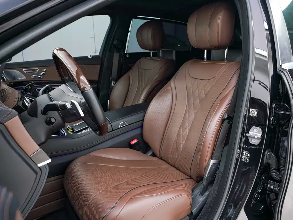 Mercedes-Benz S-Class — миниатюра 6